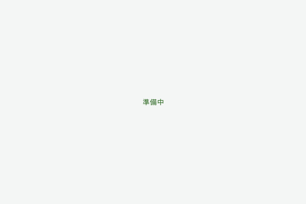 丸太小屋風岩風呂